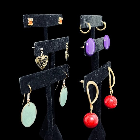 Lot of 6 Gold Tone Pierced Earrings (4838) - Picture 8 of 9